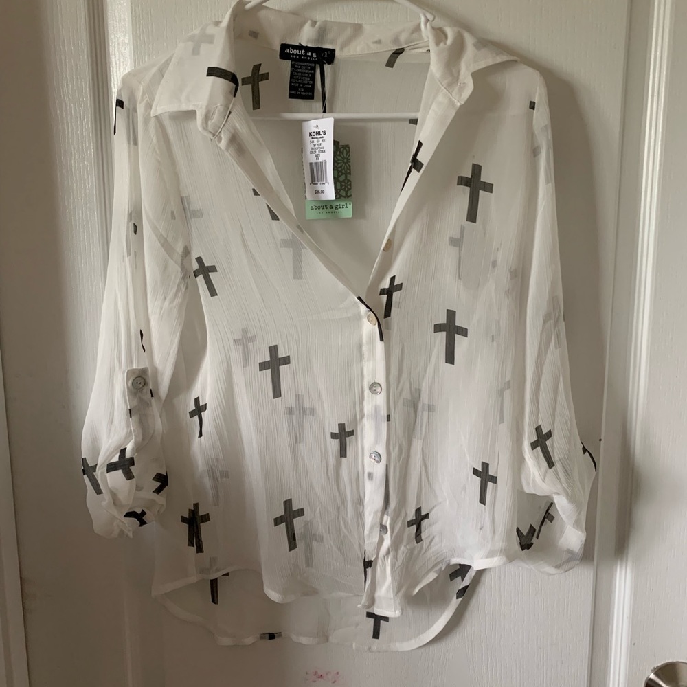 Cross button up